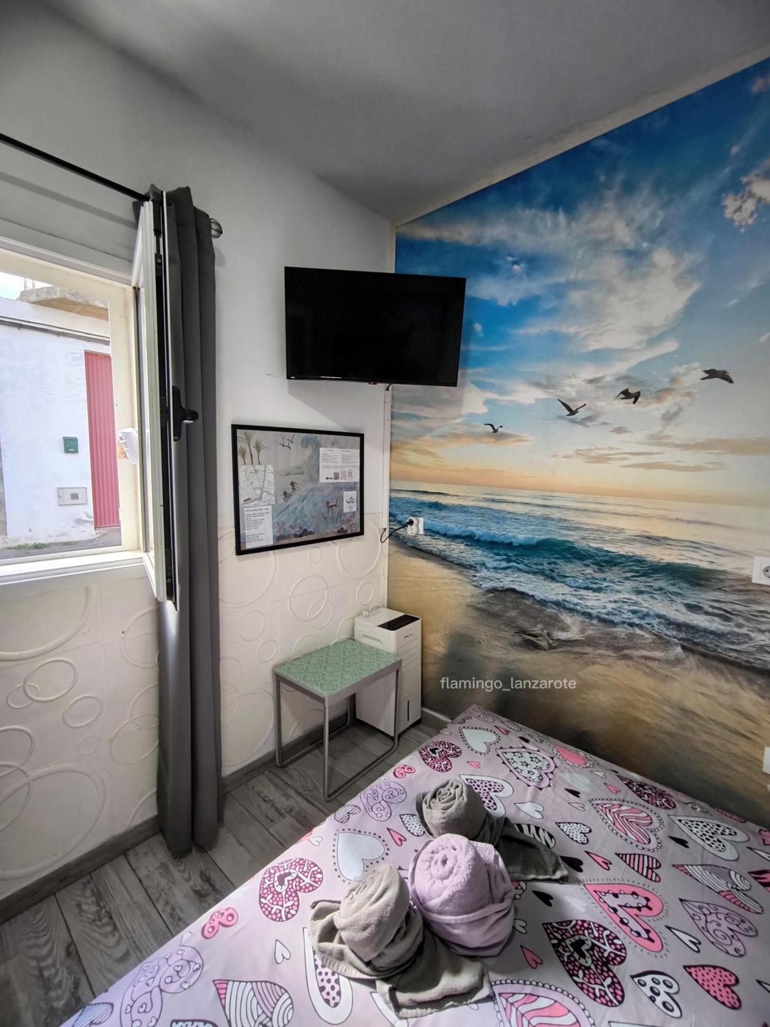 Habitacion Flamingo, Entrada Privada Y Bano Privado En Suite By Flamingo House, No Fumadores Arrecife  Exterior photo